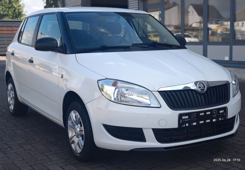 Skoda Fabia 52.991 km 6.900 € Mönchengladbach 41066