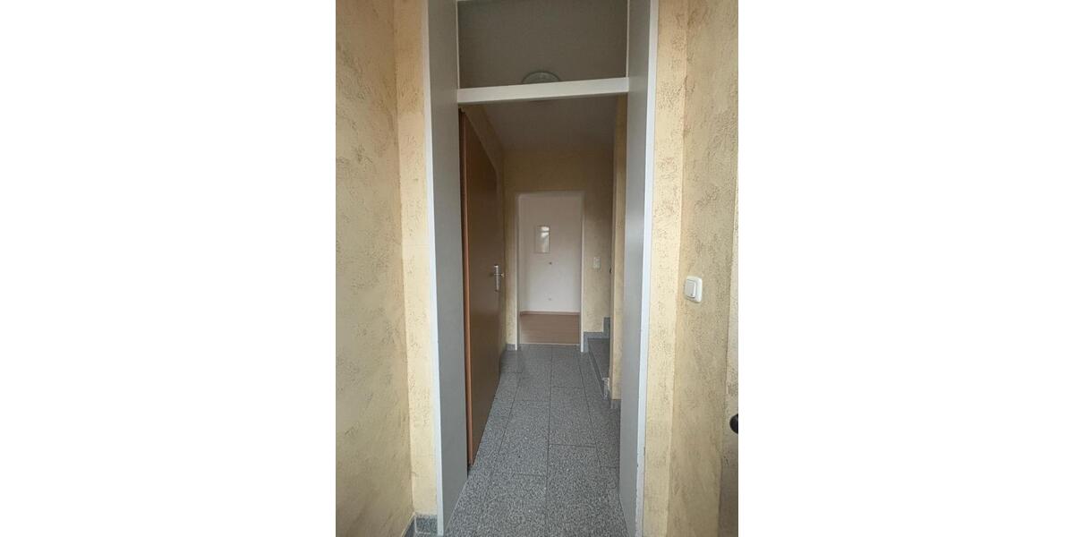 Frisch Renovierte 3 Zimmer Wohnung in ruhiger Lage 3 zimmer