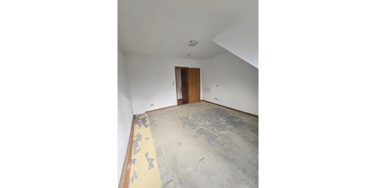 Etagenwohnung Velbert Velbert-Mitte - 3 Zimmer, 78 m&sup2;, 750&euro; | Angebot:25635890