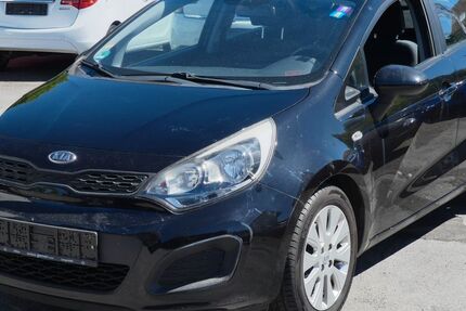 Kia Rio 149.870 km 3.499 &euro; Leverkusen 51379