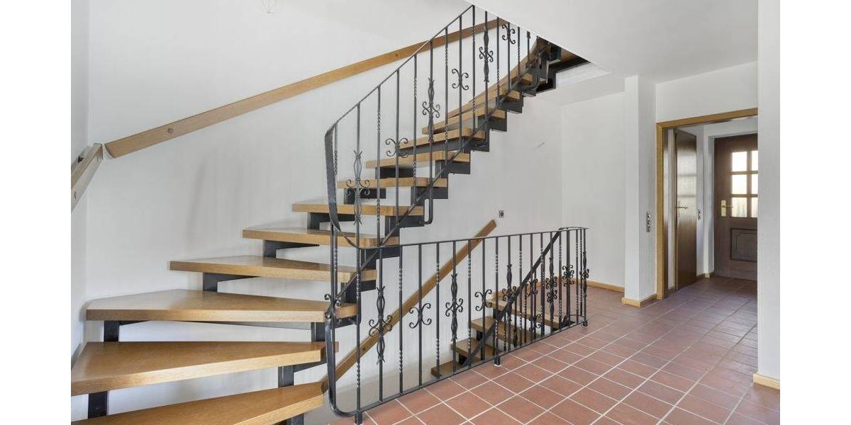 Einfamilienhaus Langenfeld Immigrath - 5 Zimmer, 161 m&sup2;, 649.000&euro; | Angebot:25705750