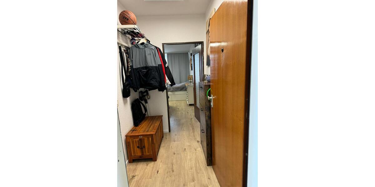 Helle Appartment mit Balkon zum relaxen in Neuss Norf 1 zimmer