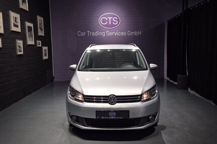 VW Touran 187.857 km 7.300 &euro; Düsseldorf 40476
