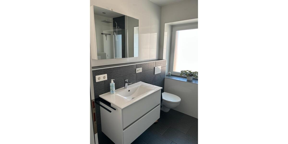 Etagenwohnung Tönisvorst - 2 Zimmer, 65 m&sup2;, 1.100&euro; | Angebot:25541321