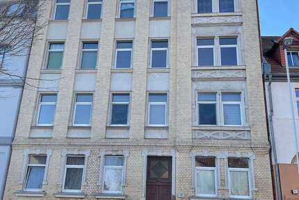 Wohnung zum Mieten in Halle (Saale) 450 € 58 m²