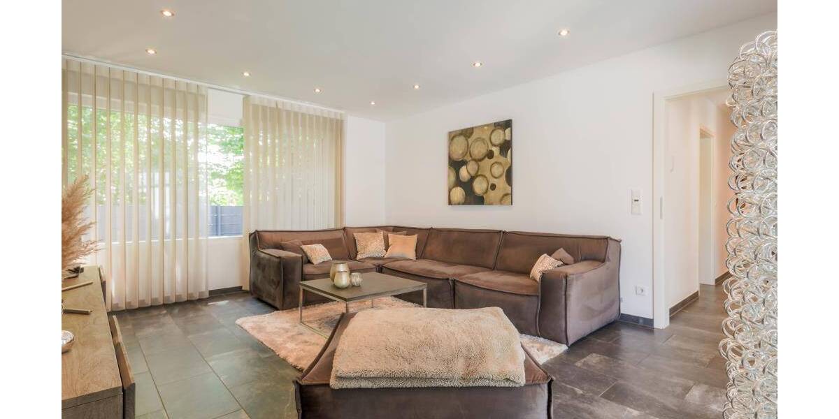 2018 saniertes EFH mit hausinterner Garage in zentraler Lage von Opladen * hochwertige Ausstattung * 2 Terrassen * ... 5 zimmer