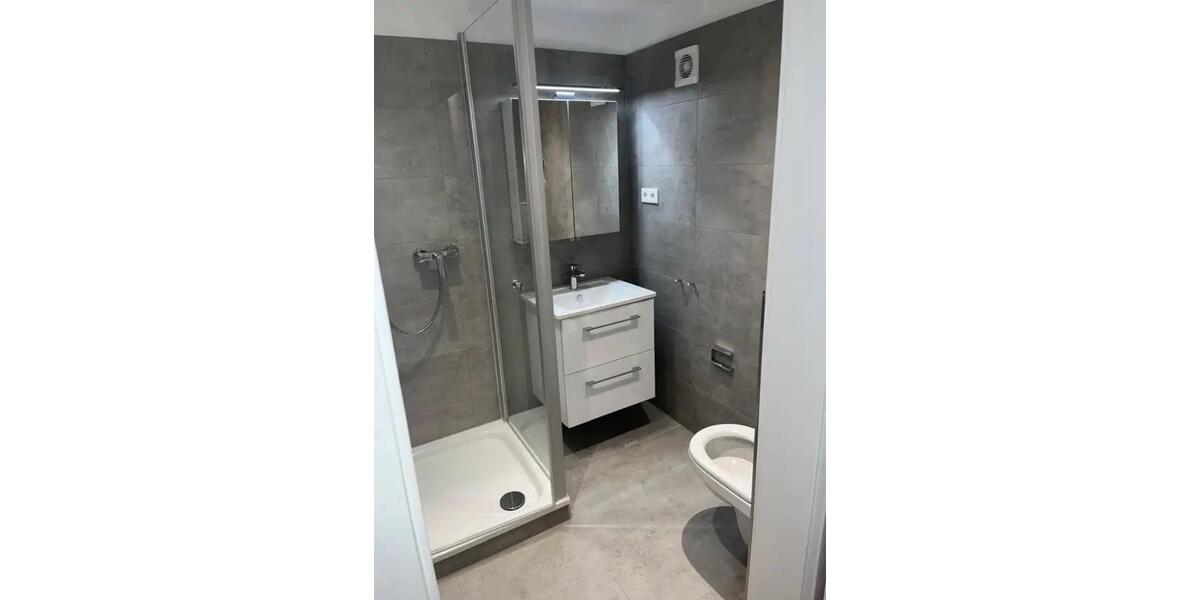 Etagenwohnung Düsseldorf Stadtbezirk 8 - 1 Zimmer, 35 m&sup2;, 800&euro; | Angebot:24819785