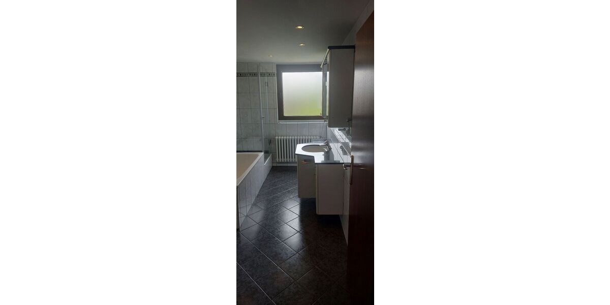 Attraktive, naturnahe Lage am Sportpark Duisburg-Wedau. ***Kein Kinderzimmer*** - Appartement Duisburg Duisburg-Mitte | Angebot:26857358