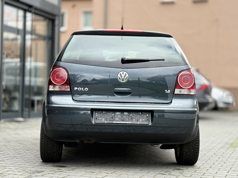 VW Polo United / Klima / PDC / Wenig KM. 49.000 km 6.900 € Mönchengladbach 41066