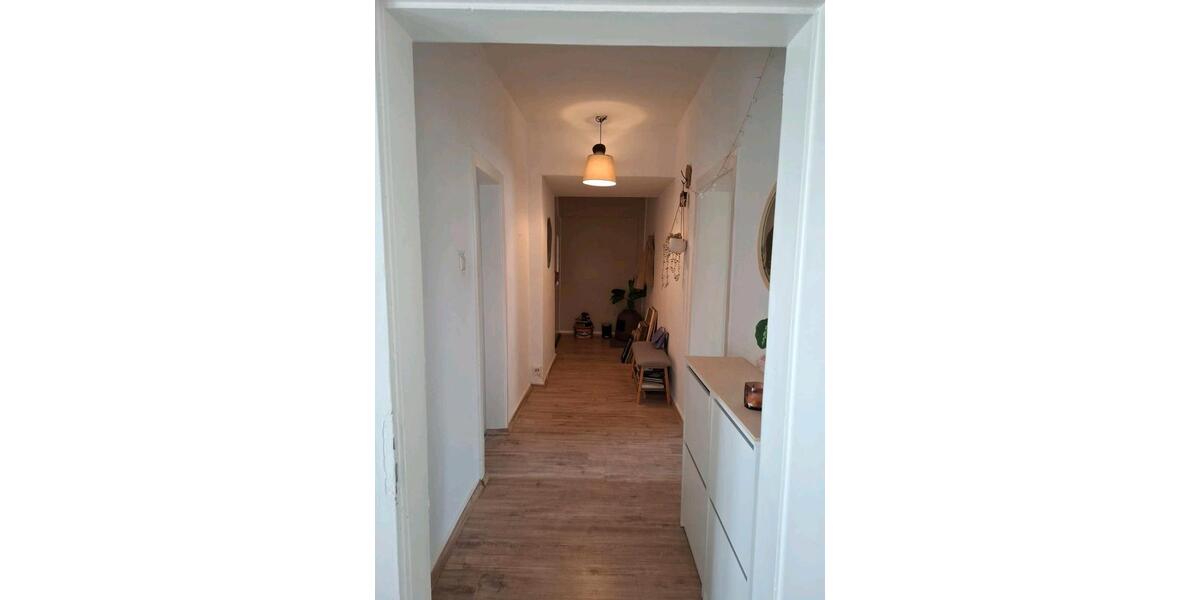 Etagenwohnung Duisburg Duisburg-Mitte - 2.5 Zimmer, 67 m&sup2;, 655&euro; | Angebot:25782606