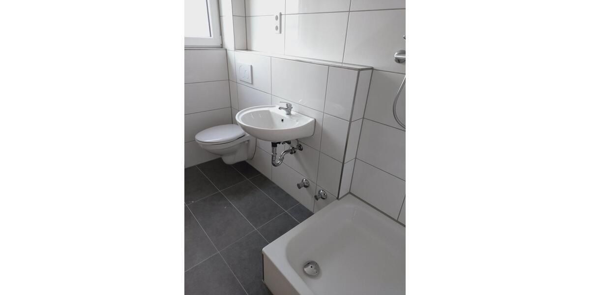 Etagenwohnung Willich - 3 Zimmer, 85 m&sup2;, 900&euro; | Angebot:25596572