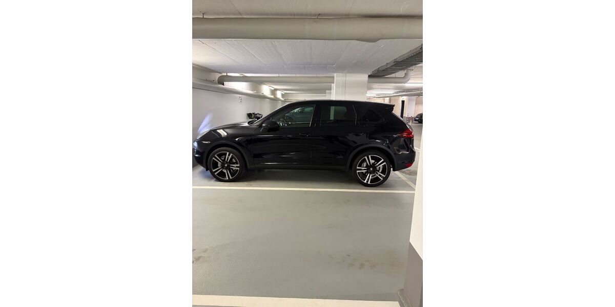 Porsche Cayenne 98.000 km 28.000 &euro; Düsseldorf 40470