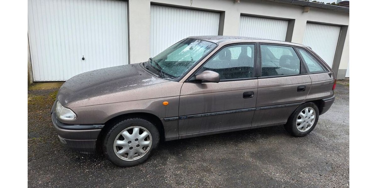 Opel Astra 215.000 km 1.200 &euro; Wuppertal 42279