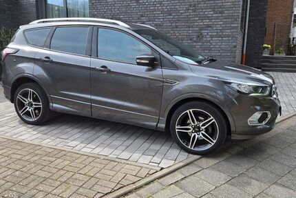 Ford Kuga 124.500 km 13.990 &euro; Grevenbroich 41517