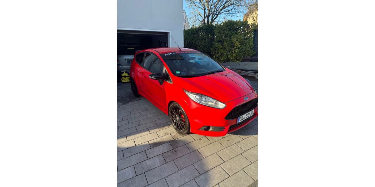 Ford Fiesta 80.000 km 8.900 &euro; Burscheid 51399