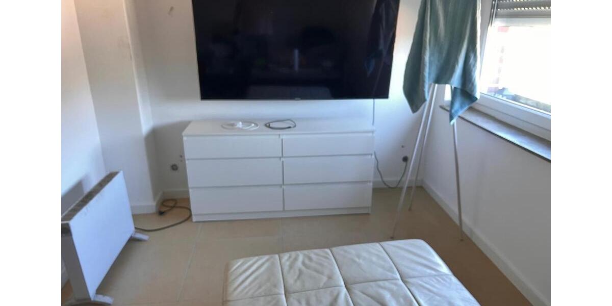 Dachgeschoßwohnung Mönchengladbach West - 2 Zimmer, 60 m&sup2;, 780&euro; | Angebot:26411550