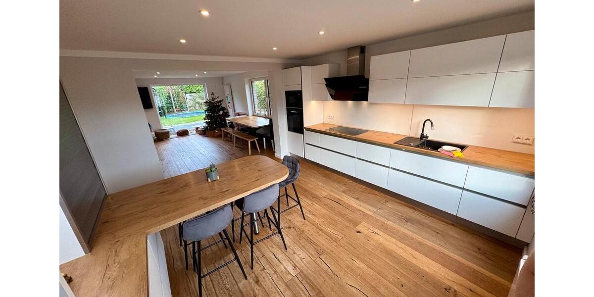 Familienhaus - kernsaniert, mit Sport- und Spielkonzept 6 zimmer