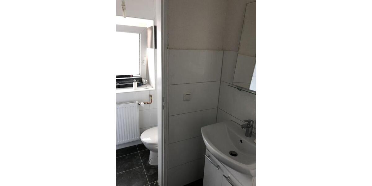 Schönes 2 Zimm. oder auch als Büro direkt am Rhein Ruhrort 2 zimmer