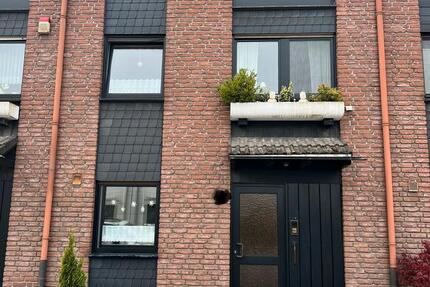 Haus Duisburg Mittelmeiderich - 6 Zimmer, 135 m&sup2;, 398.500&euro; | Angebot:27168555