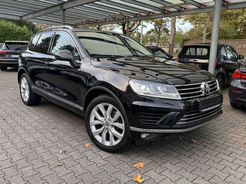 VW Touareg 187.000 km 21.899 € Krefeld 47799
