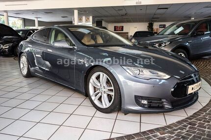 Tesla Model S 273.000 km 22.999 € Hilden 40721
