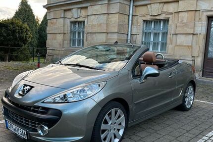 Peugeot 207 128.000 km 5.000 &euro; Duisburg 47051