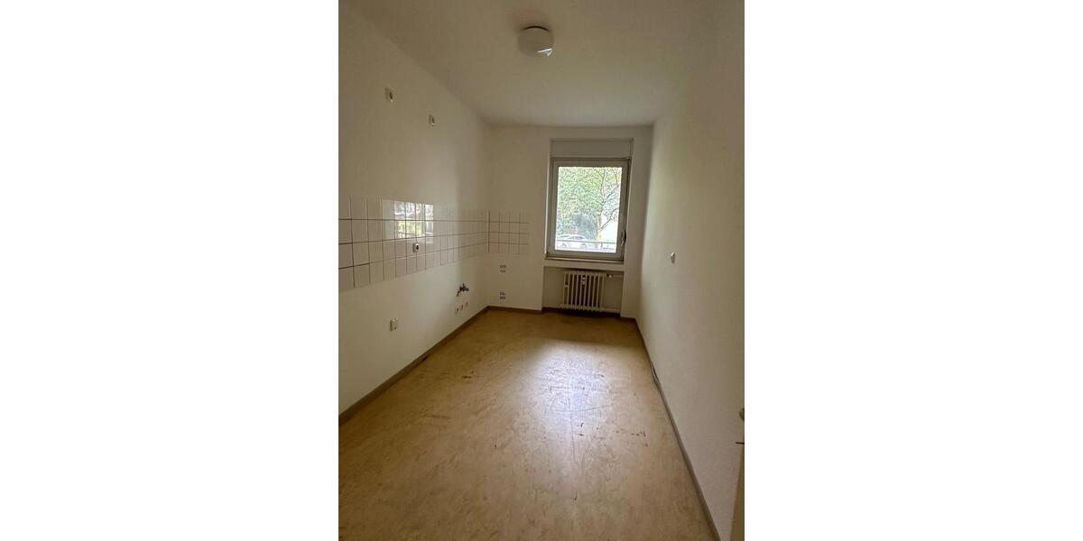 Erdgeschoßwohnung Düsseldorf Stadtbezirk 6 - 2.5 Zimmer, 60 m&sup2;, 740&euro; | Angebot:25996586