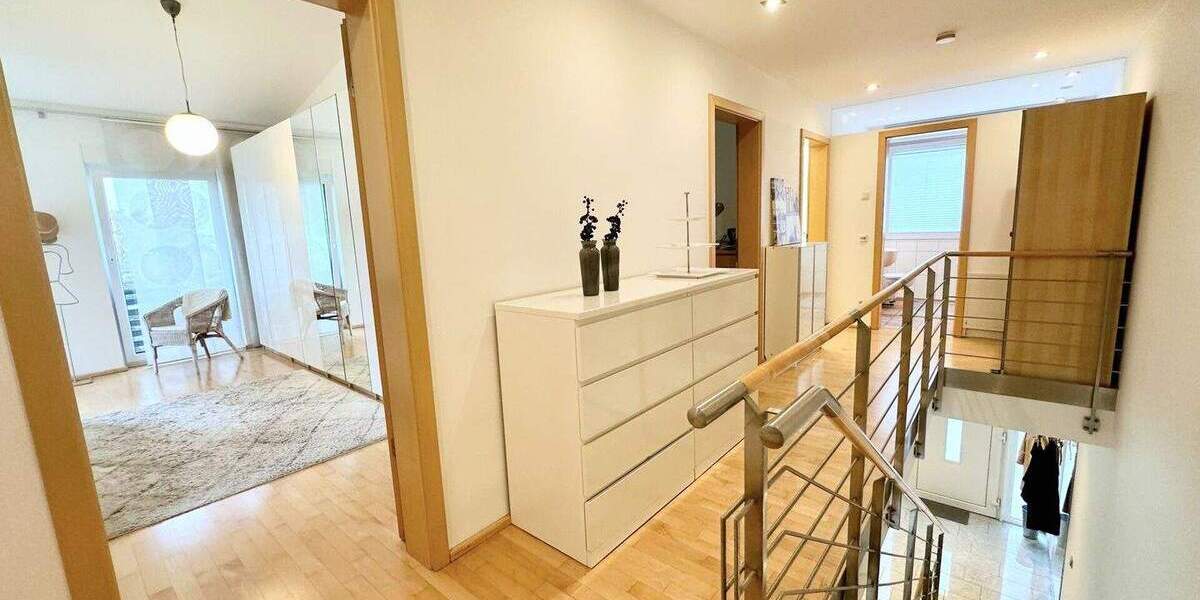 Mehrfamilienhaus, Wohnhaus Düsseldorf Garath - 1 Zimmer, 350 m&sup2;, 1.690.000&euro; | Angebot:24873714