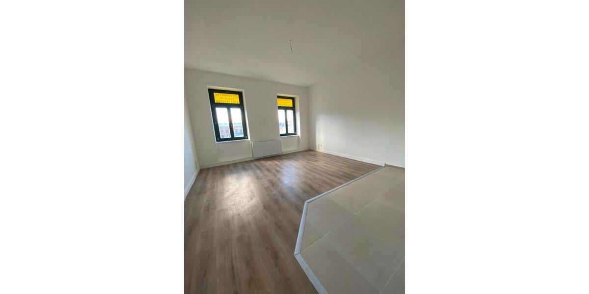 13-Familienhaus + 1 Gewerbeeinheit | Fast fertig renoviert | zimmer