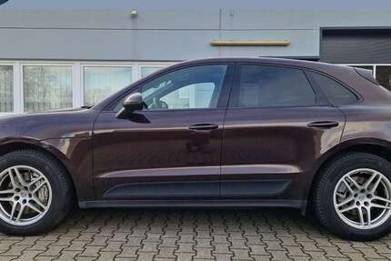 Porsche Macan 144.400 km 26.992 &euro; Neukirchen-Vluyn 47506