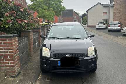Ford Fusion 163.000 km 2.990 € Mönchengladbach 41061