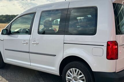 VW Caddy 201.000 km 9.282 &euro; Mönchengladbach 41169