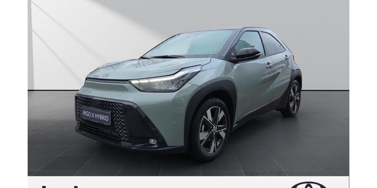 Toyota Aygo (X) 2.500 km 24.189 &euro; Solingen 42719