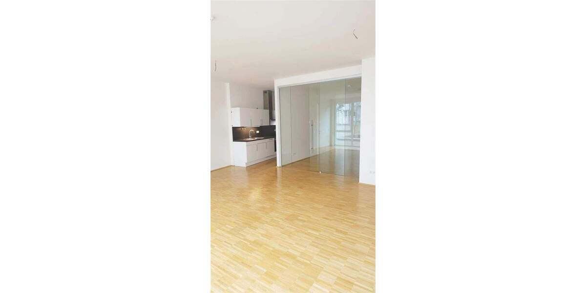 Etagenwohnung Mönchengladbach Stadtmitte - 2 Zimmer, 65 m&sup2;, 873&euro; | Angebot:25778926