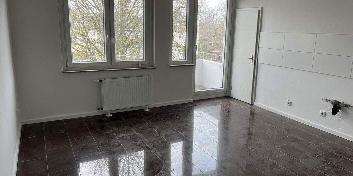 Etagenwohnung Krefeld Stadtmitte - 3 Zimmer, 91 m&sup2;, 750&euro; | Angebot:25780302