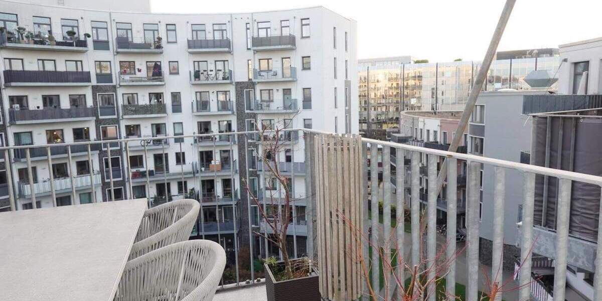 Moderne 3 Zimmer mit EBK, 2 Bädern, 2 Balkonen, Fußbodenhzg. in Flingern 3 zimmer