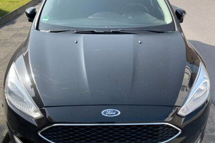 Ford Focus 143.100 km 9.400 &euro; Langenfeld 40764