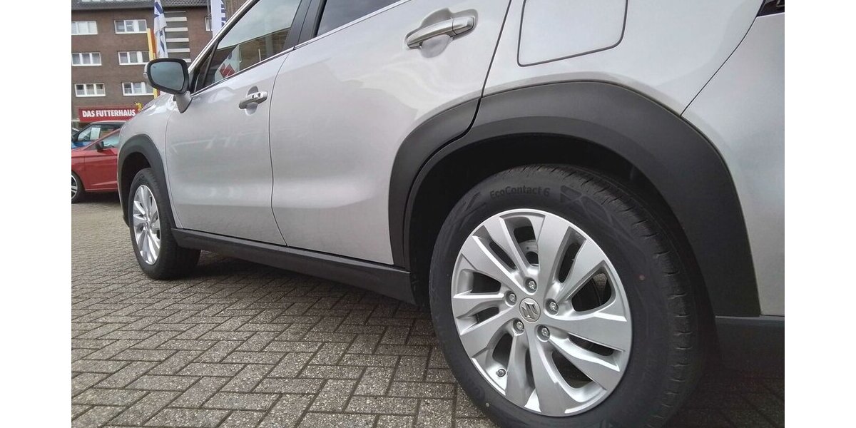 Suzuki S-Cross 1.4 Comfort+Allwetter+Kamera+Sitzheizung 18.595 km 20.990 &euro; Meerbusch 40667