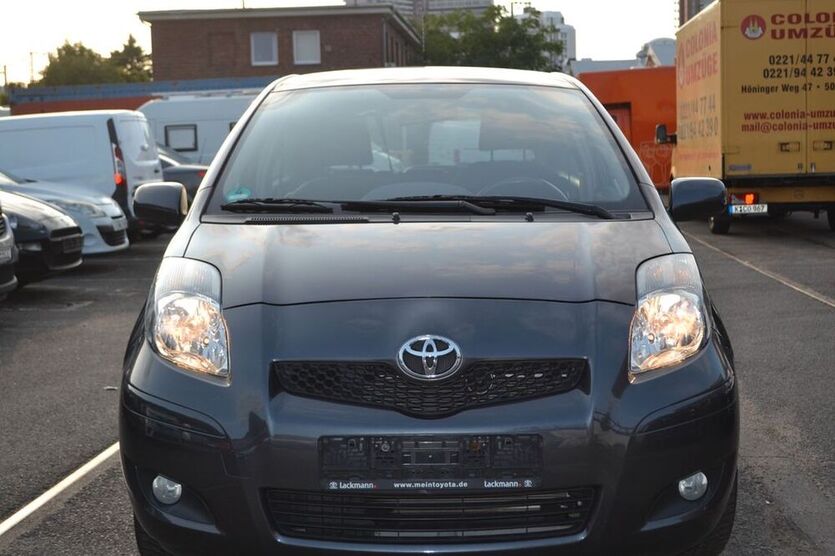 Yaris
