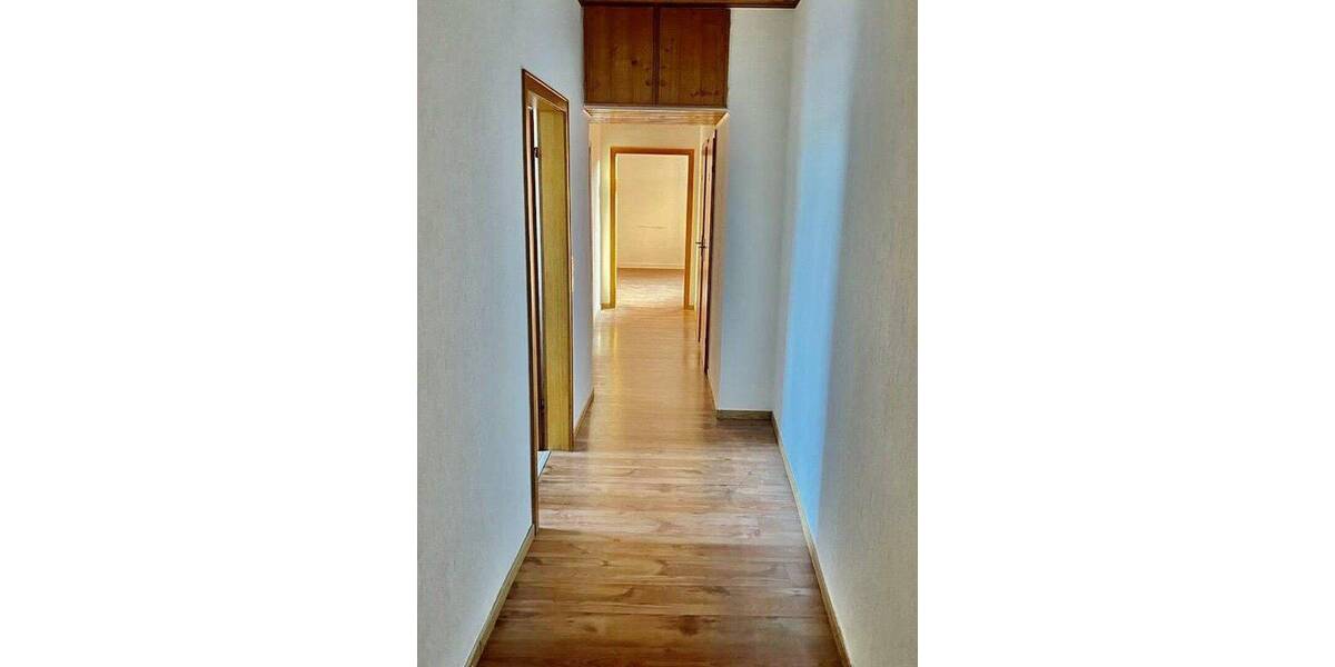 Etagenwohnung Düsseldorf Lörick - 3 Zimmer, 70 m&sup2;, 840&euro; | Angebot:26915493