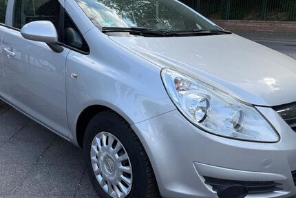 Opel Corsa 66.500 km 6.590 &euro; Mönchengladbach - Odenkirchen 41199