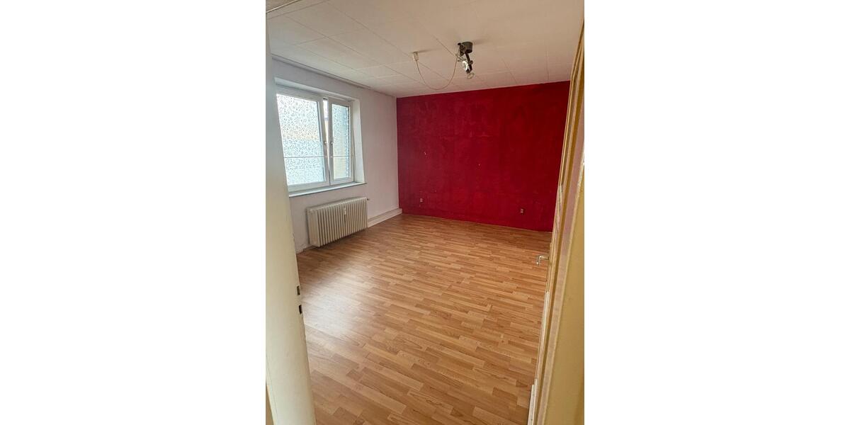 Etagenwohnung Mönchengladbach Ost - 3 Zimmer, 75 m&sup2;, 750&euro; | Angebot:25635943
