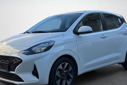 Hyundai i10 3.045 km 16.590 € Wuppertal 42281