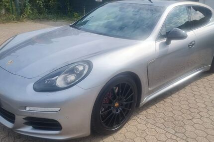 Porsche Panamera 117.000 km 35.850 &euro; Duisburg 47139