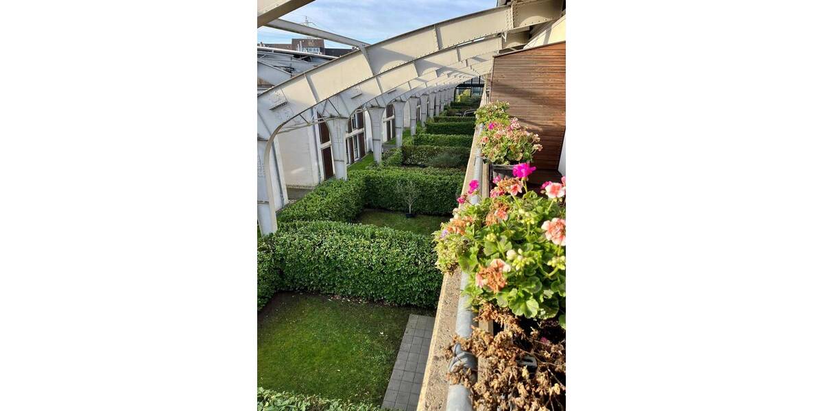 Etagenwohnung Düsseldorf Oberbilk - 2 Zimmer, 56 m&sup2;, 1.300&euro; | Angebot:26554656