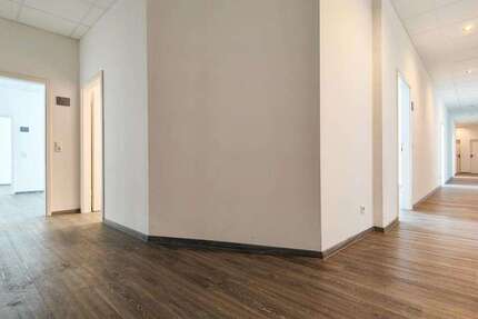 Gewerbeobjekt Solingen Wald - 1.693&euro; | Angebot:19255090