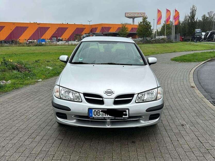 Nissan Almera 115.000 km 1.600 € Oberhausen 46049