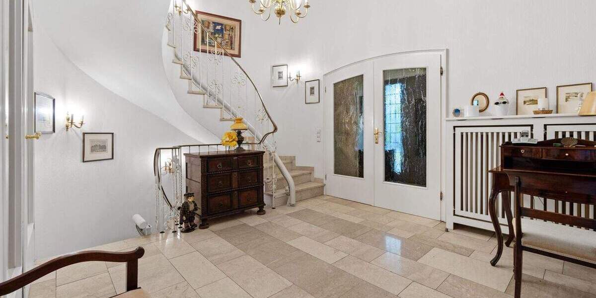 Einfamilienhaus Ratingen Hösel - 8 Zimmer, 303 m&sup2;, 1.450.000&euro; | Angebot:24462555