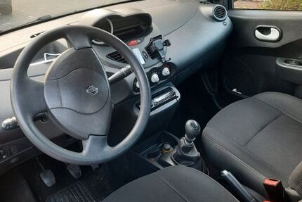 Renault Twingo 156.000 km 2.300 &euro; Duisburg 47228