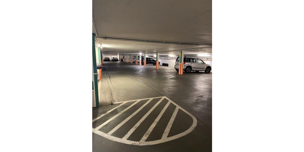 Garagen / Stellplätze Düsseldorf Stadtbezirk 5 - 95&euro; | Angebot:24516925